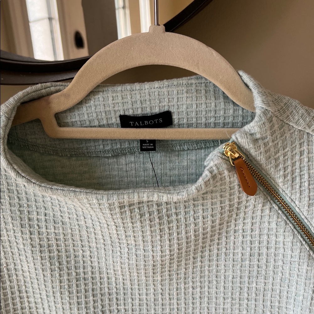 NWT Talbots Zip Detail Funnel Neck Pullover in Mint.  Size Small - Picture 3 of 4